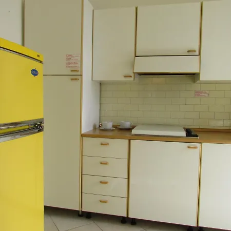 Colorful Attic With Terrace-beahost شقة *