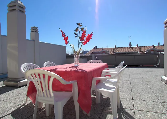 Colorful Attic With Terrace-beahost * Bibione